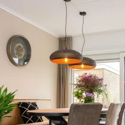 Brons-bruine hanglamp met gaatjes></noscript>Straluma Hot