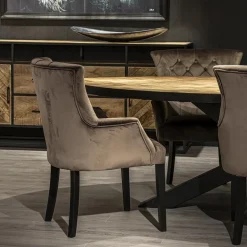 Comfortabele armstoel donker taupe met zwarte poot><noscript><img width=