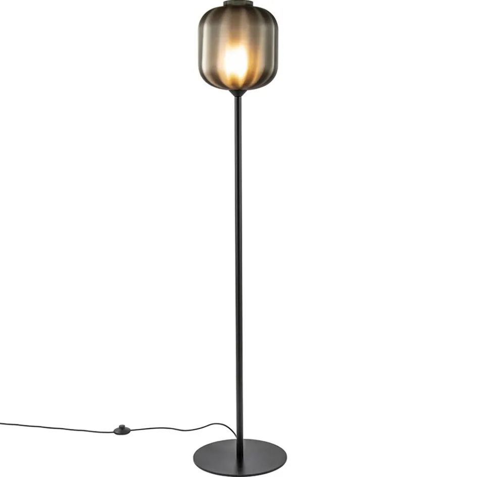 Design vloerlamp zwart met mat zwarte glazen kap>Straluma Clearance