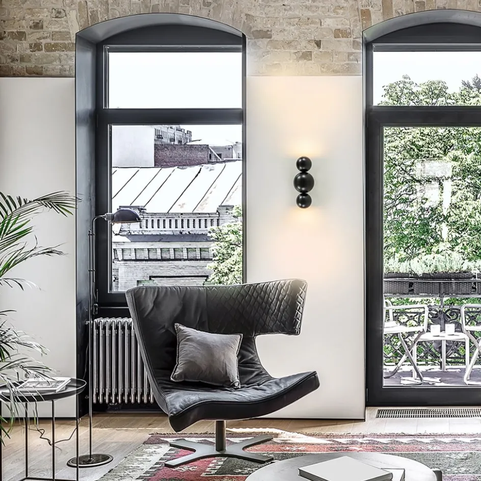 Design wandlamp textured black inclusief LED>Straluma