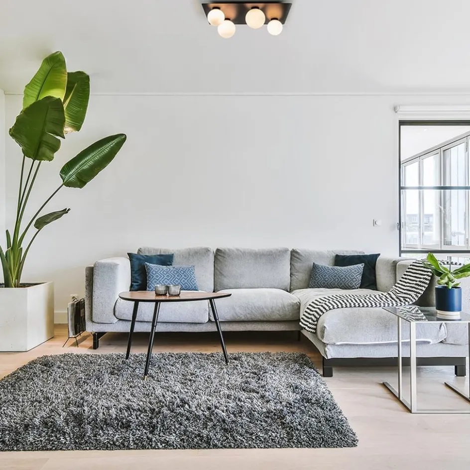 Grote plafondlamp rechthoekig zwart met witte bollen>Straluma Best