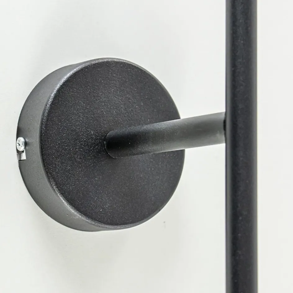 Grote wandlamp mat zwart met witte glazen bol>Straluma Online