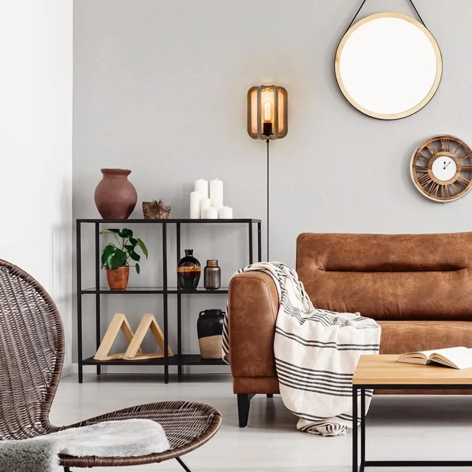 Houten wandlamp met zwarte fitting en snoer>Straluma Best