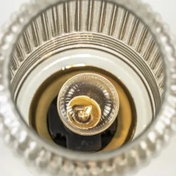 Kleine tafellamp warm lichtgrijs op batterijen Lipa van L&L></noscript>Straluma Best