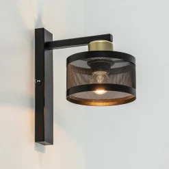 Landelijke wandlamp zwart/goud met ronde kap>Straluma Hot