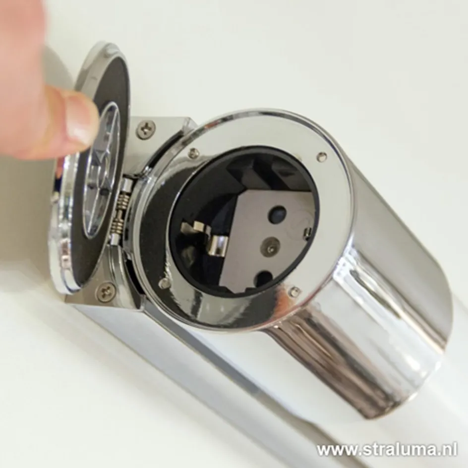 LED badkamer-wandlamp met stopcontact>Straluma Best