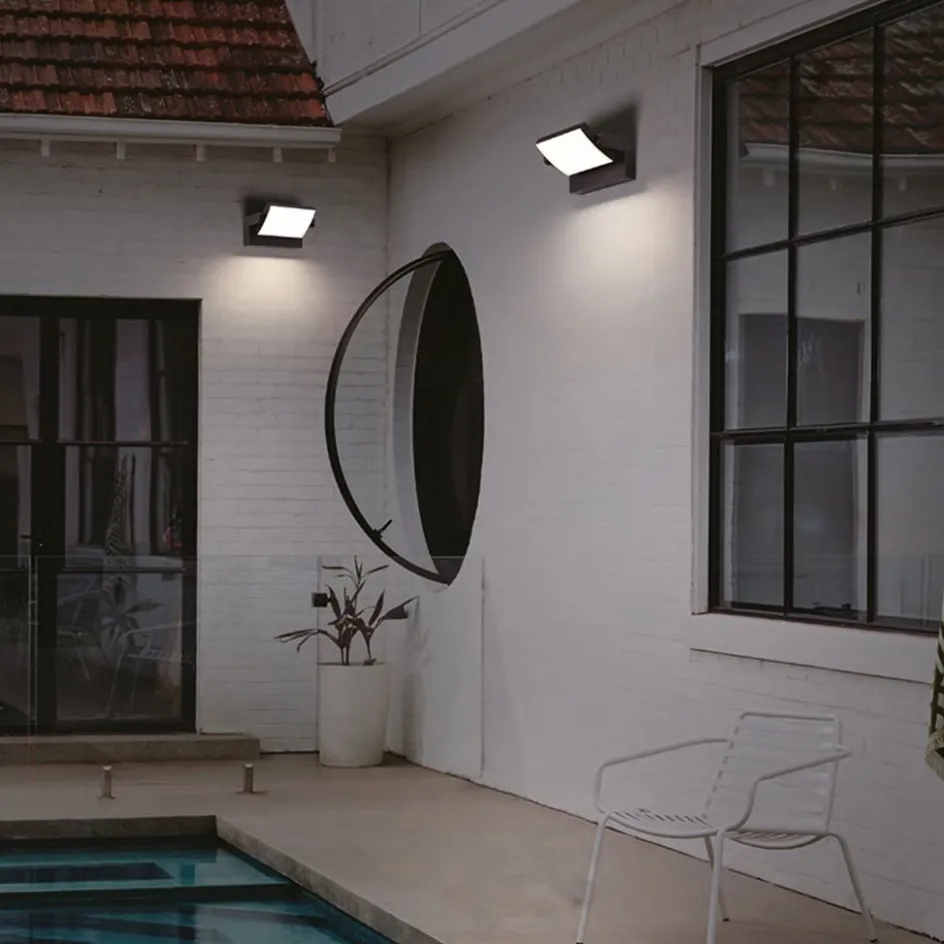 LED buitenlamp zwart met draaibare kap>Straluma New