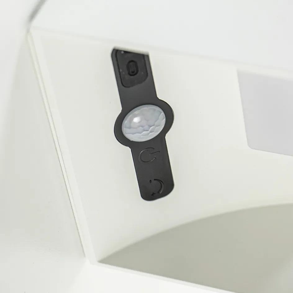 LED wandlamp oplaadbaar wit vierkant IP54>Straluma Discount