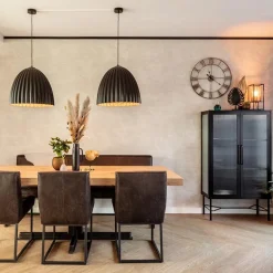 Mat zwarte hanglamp hoge koepel met relief><noscript><img width=