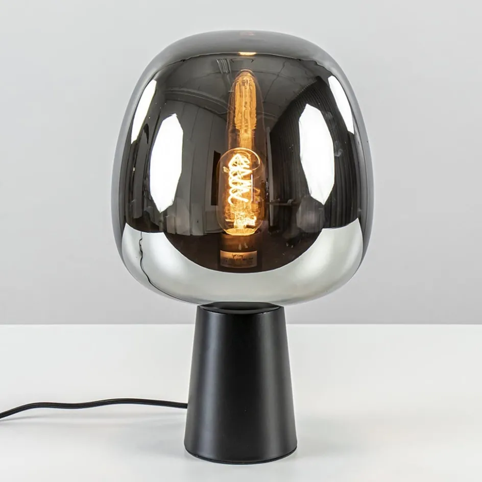 Mat zwarte tafellamp Mayson met smoke glazen kap>Straluma Hot