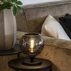 Mat zwarte tafellamp met smoke/titanium bol klein><noscript><img width=