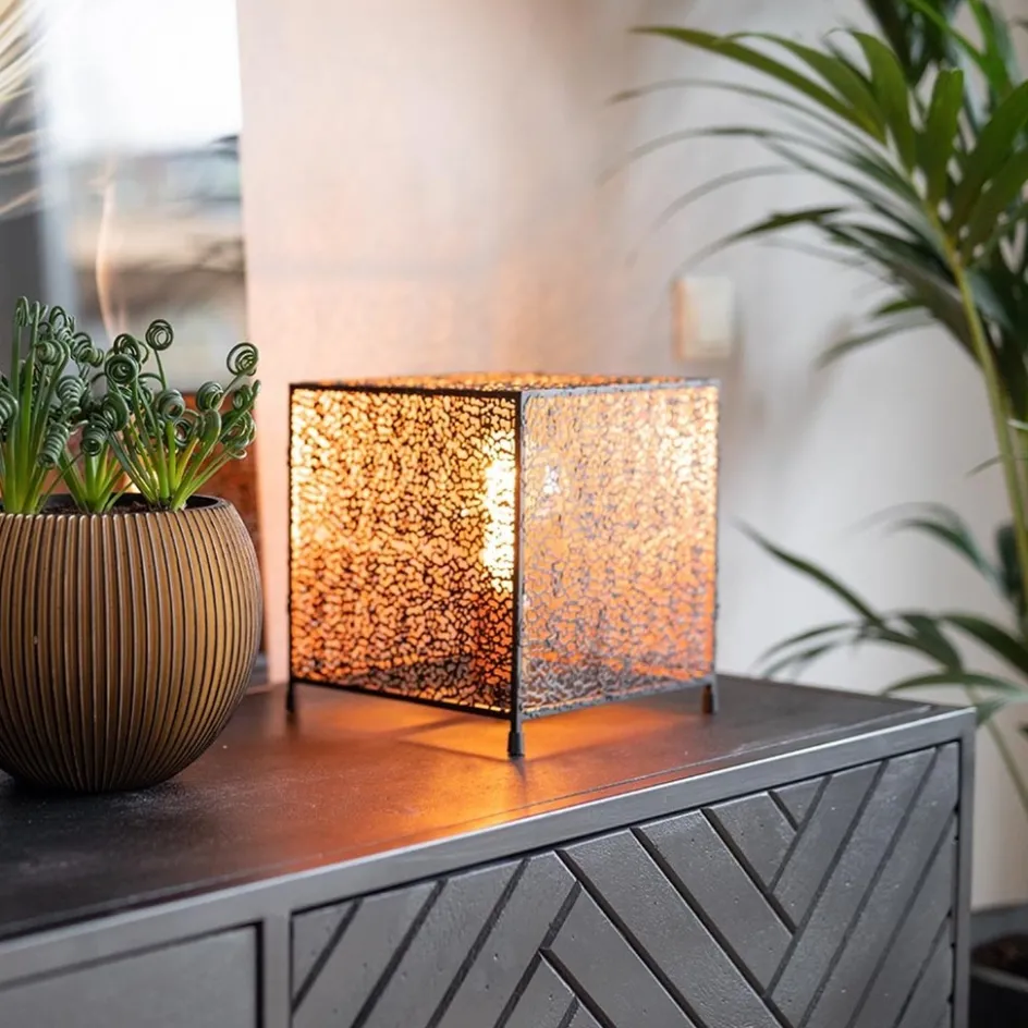 Mat zwarte tafellamp met goud vierkant>Straluma Online