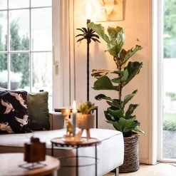 Mat zwarte vloerlamp Armata met palmbladeren><noscript><img width=