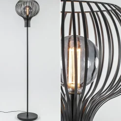 Modern landelijke vloerlamp mat zwart met draadkap>Straluma New