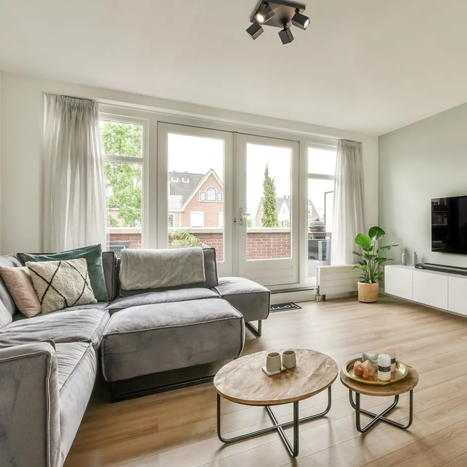 Opbouwspot 4-lichts vierkant zwart verstelbaar>Straluma Best