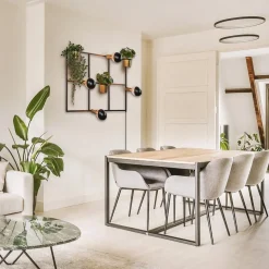 Rechthoekig wandrek met plantenpotten en E27 fittingen></noscript>Straluma