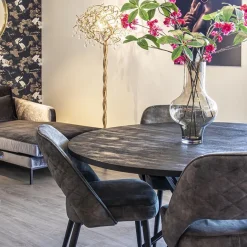 Ronde eettafel zwart mangohout met zwarte poot><noscript><img width=