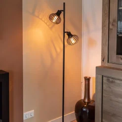 Scandinavische 2-lichts vloerlamp met draadkapjes><noscript><img width=