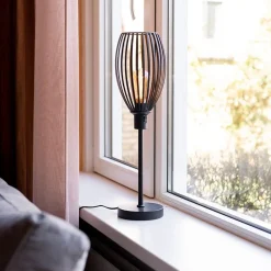 Scandinavische tafellamp mat zwart><noscript><img width=