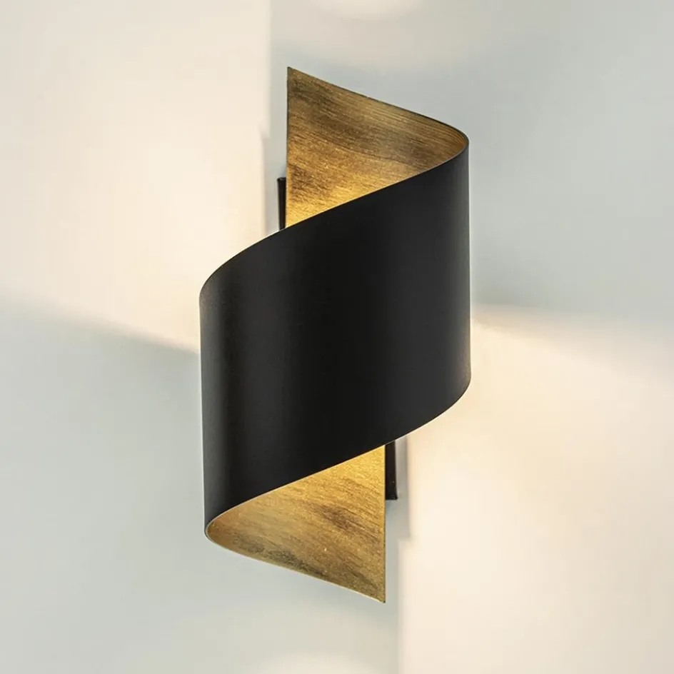 Sierlijke wandlamp krul zwart met goud>Straluma New