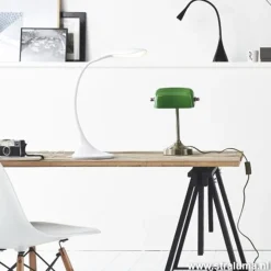 Speelse zwarte bureaulamp Zozy LED></noscript>Straluma Clearance