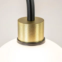 Strak klassieke tafellamp zwart met opaal glas><noscript><img width=