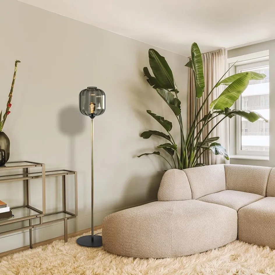 Strak klassieke vloerlamp brons met zwart en smoke glas>Straluma New