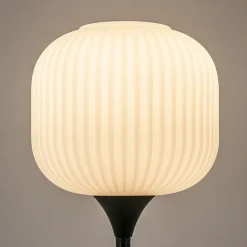 Tafellamp mat zwart met wit glas hoog><noscript><img width=