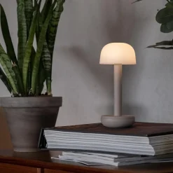 Tafellamp op batterij beige met frosted kap></noscript>Straluma Clearance