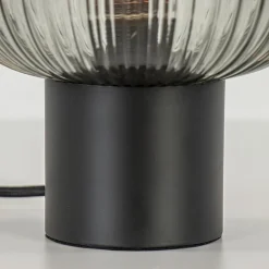 Tafellamp zwart met ronde smoke glazen kap><noscript><img width=