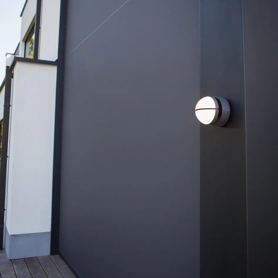 Verstelbare buitenlamp rond donker grijs inclusief LED>Straluma Sale