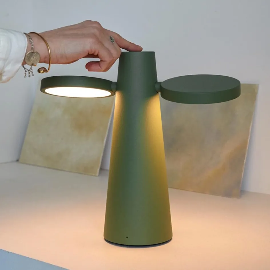 Verstelbare buitenlamp tafel groen oplaadbaar>Straluma Hot