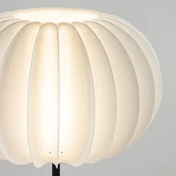 Vloerlamp Arena zwart/kap wit></noscript>Straluma