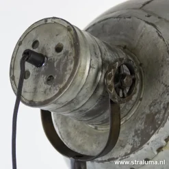 Vloerlamp Junko driepoot zwart/zink></noscript>Straluma Hot