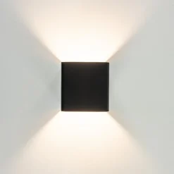 Wandlamp Stretto kubus zwart/goud><noscript><img width=